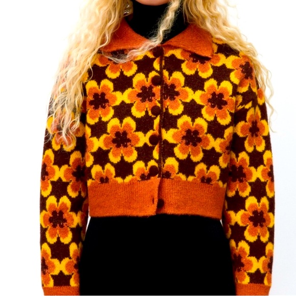 Zara Sweaters - ZARA Orange/Brown Retro Floral
Jacquard Button Up Cardigan